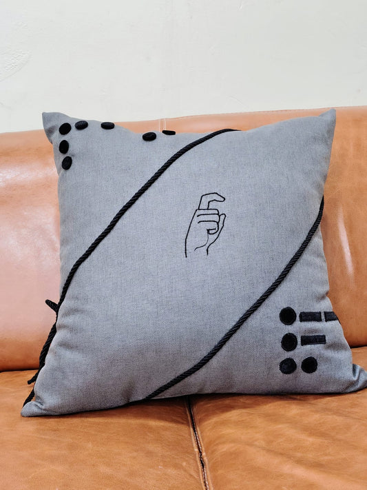 Almofada Decorativa Dia dos Pais Gaurê | 50x50 | Edição Especial Inclusiva