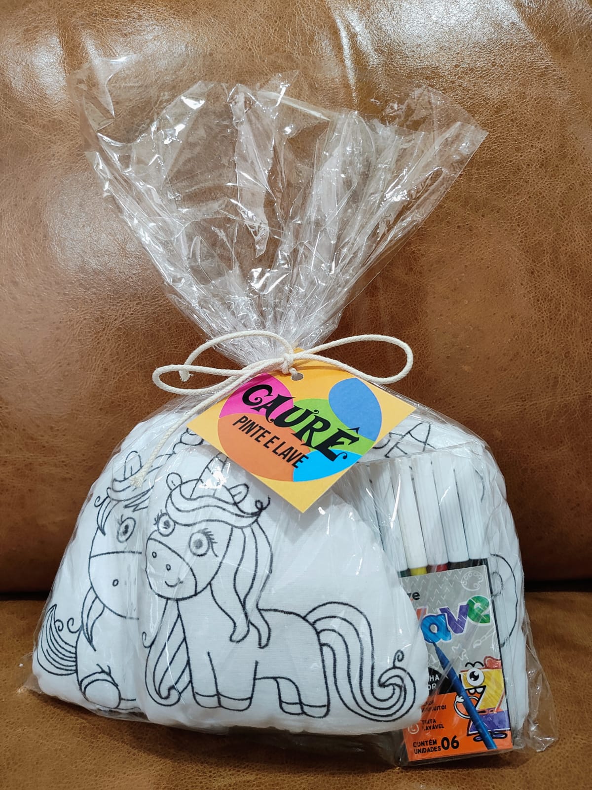 Almofadinhas para Colorir – Coleção Infantil Gaurê  | Com Hidrocor Lavável