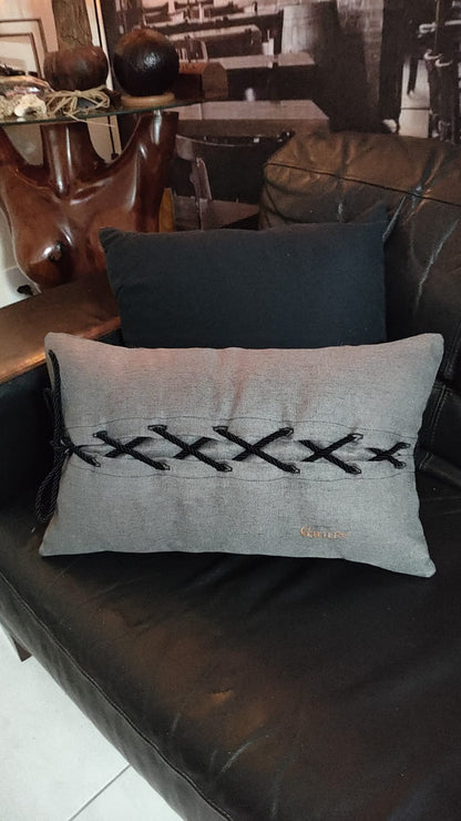 Almofada Decorativa Coleção Fibonacci – Gaurê | Algodão Cru, Linho Natural & Veludo Molhado | 50x30cm