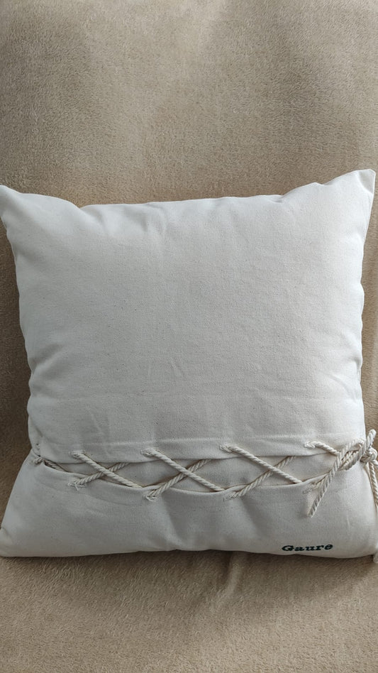 Almofada Decorativa Cacto Gaurê: Toque Moderno e Artesanal para o Seu Ambiente