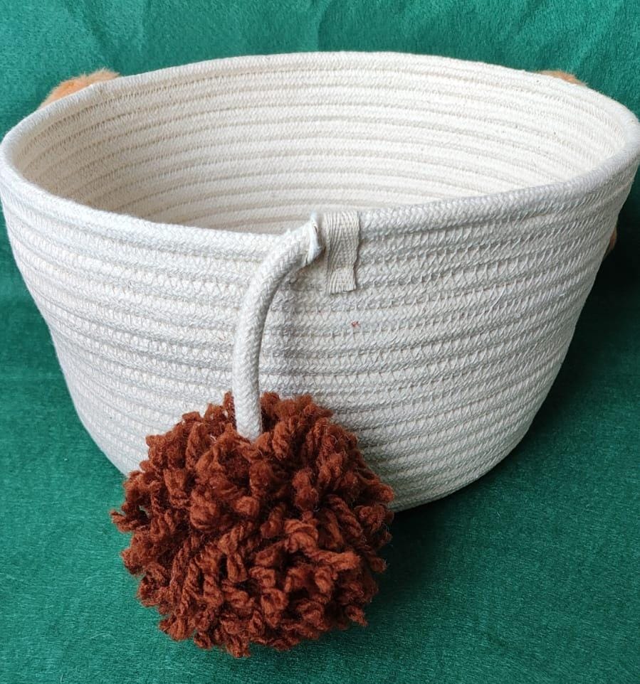 Cestas Decorativa de Algodão Cru Feita à Mão  -Tema Cachorrinho | Gaurê